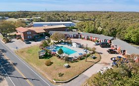 Cape Pines Motel